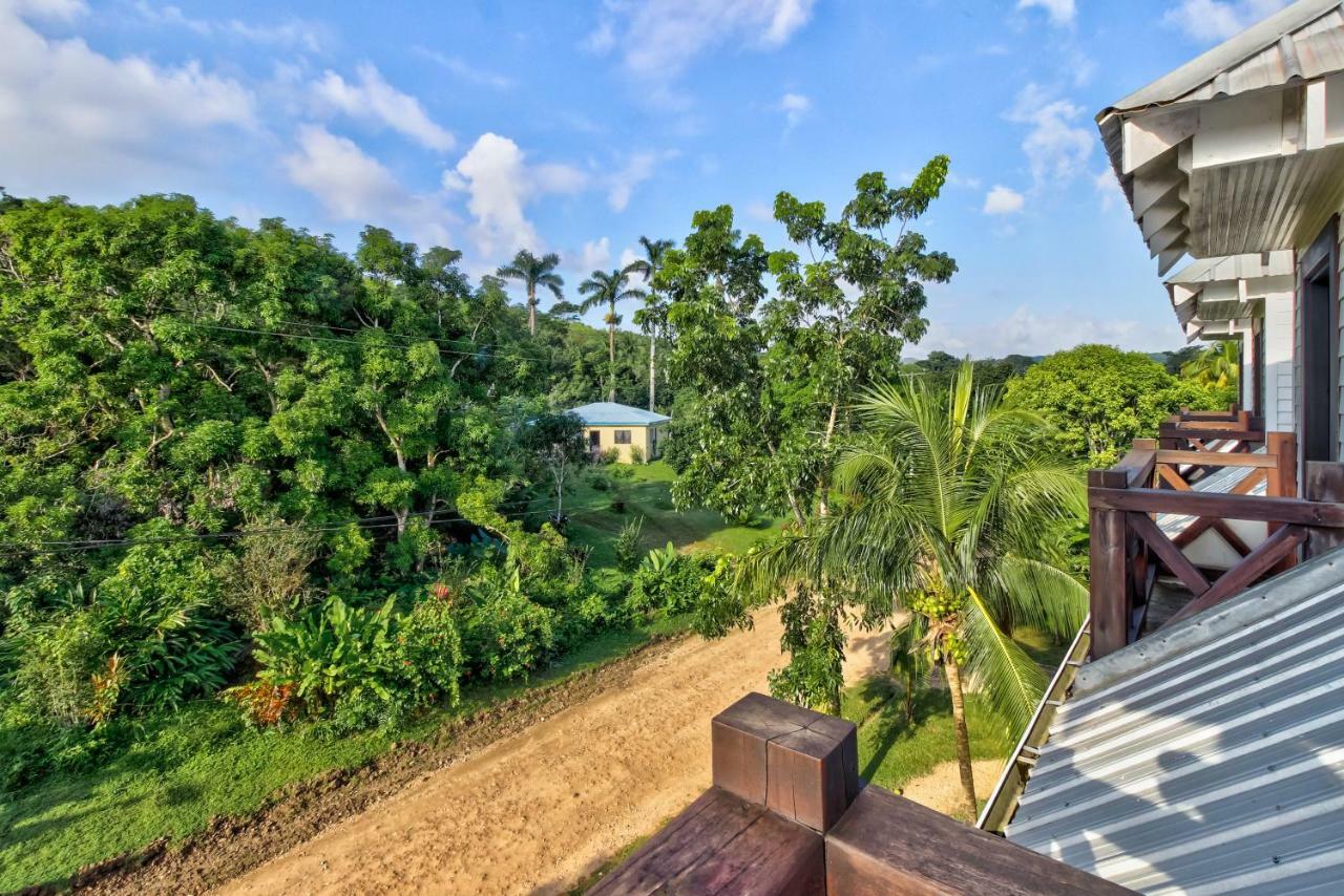 Mahogany Hall San Ignacio Ngoại thất bức ảnh