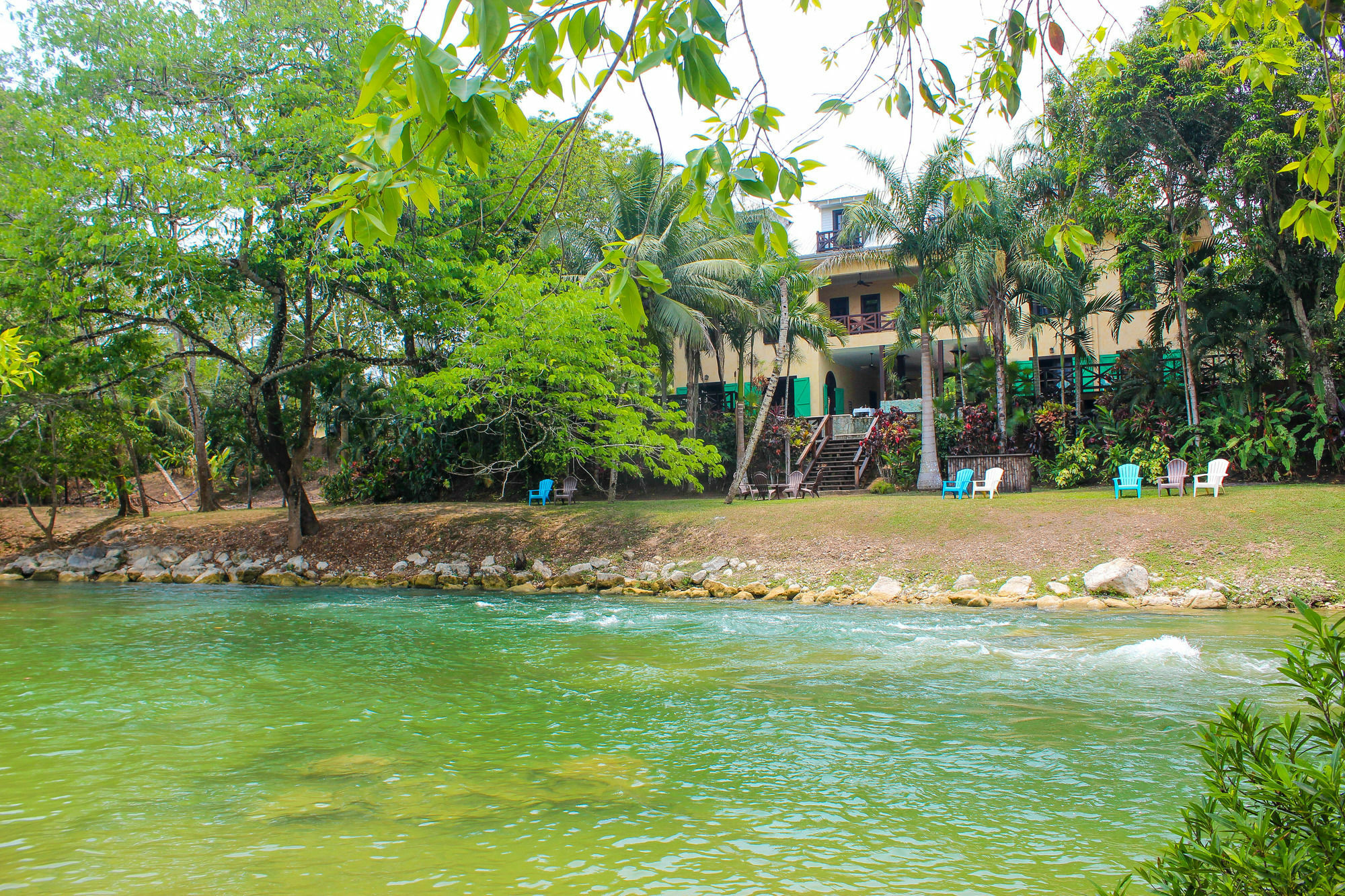Mahogany Hall San Ignacio Ngoại thất bức ảnh
